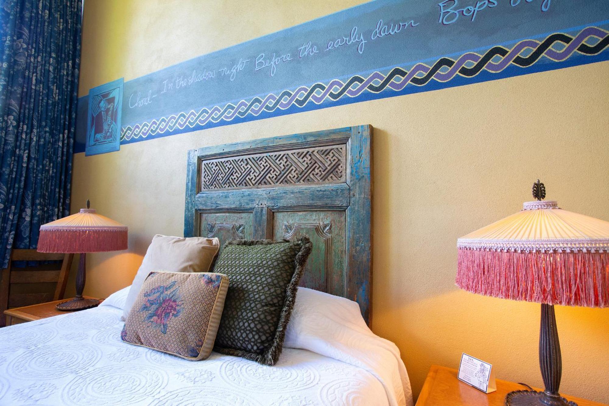 Mcmenamins Kennedy School Hotel Portland Bagian luar foto