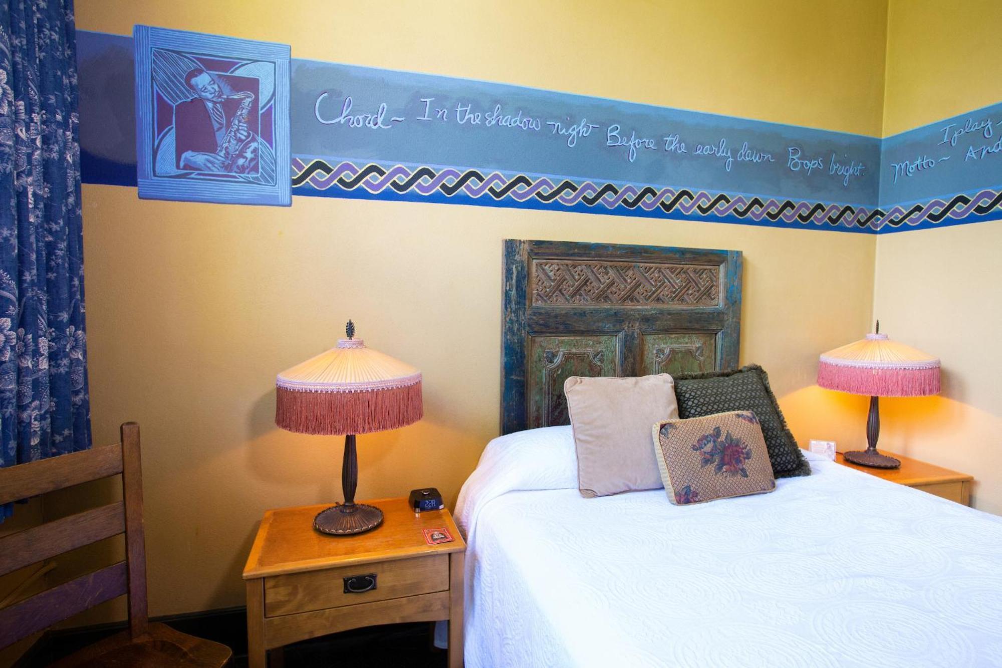 Mcmenamins Kennedy School Hotel Portland Bagian luar foto