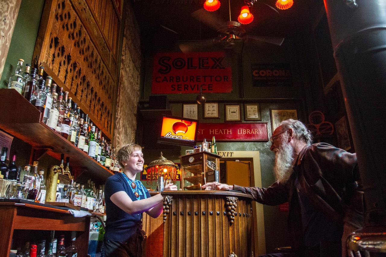 Mcmenamins Kennedy School Hotel Portland Bagian luar foto